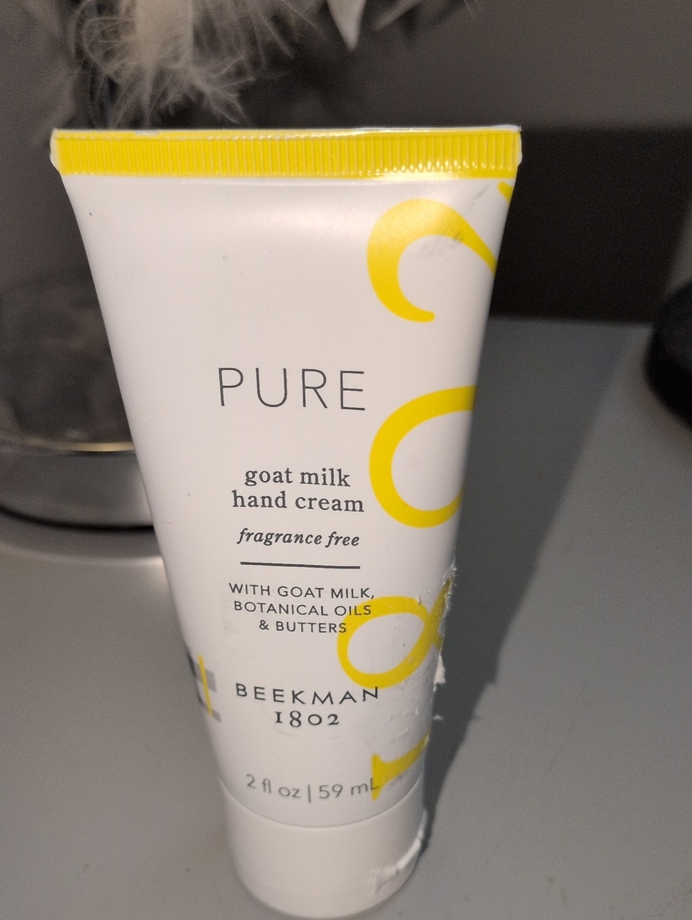 Beekman 1802 Pure Goat Milk Hand Cream – White & Yellow Accents